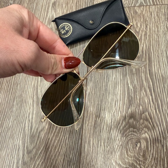 Ray-Ban Gold Frame Sunglasses with Blue Lenses - Picture 2 of 2